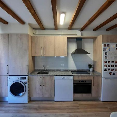 Preciosos Apartamentos A 15 Minutos De Comillas Periedo Buitenkant foto