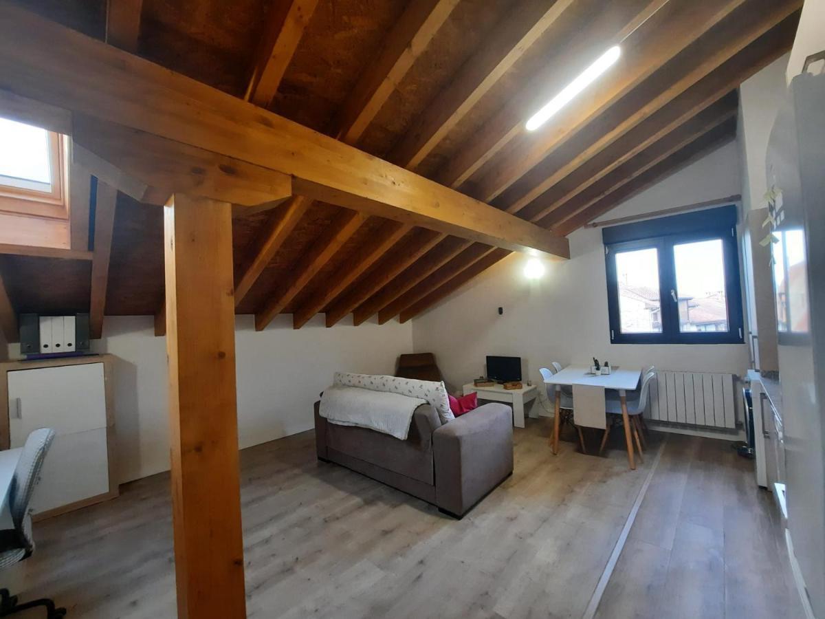 Preciosos Apartamentos A 15 Minutos De Comillas Periedo Buitenkant foto